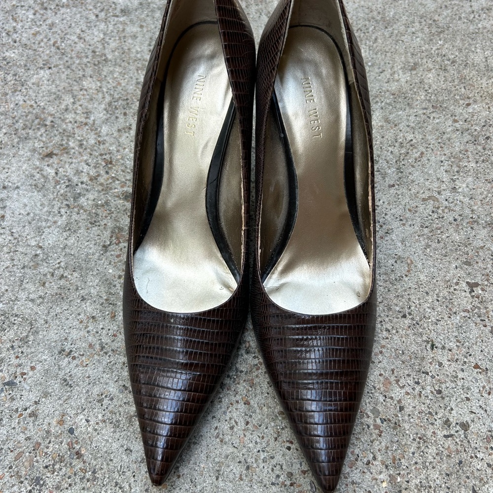 Nine West Dark Brown Croc-Embossed Heels